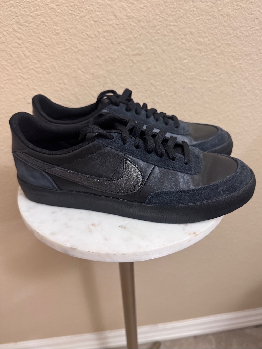 Women Nike Killshot 2 all black & glittery swoosh casual leather sneakers Sz 8.5